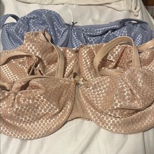 3 bras 34 DD
